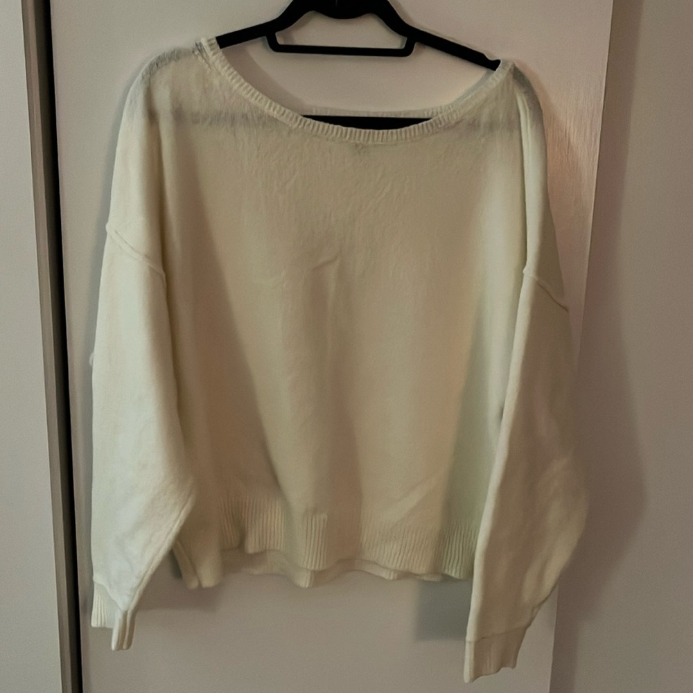 American Eagle sweater